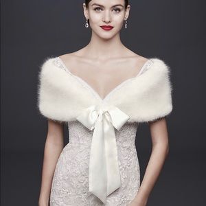 Ivory Faux fur wrap with satin ribbon tie